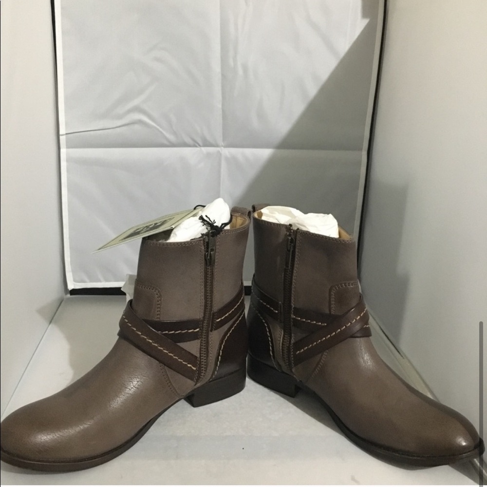 EUC Frye Molly Hook harness short gray boot - Picture 6 of 8
